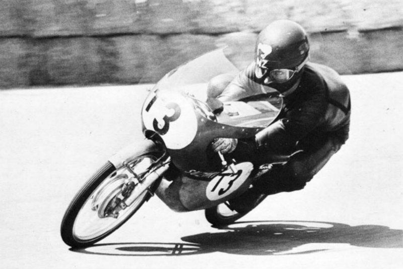 História das Motos de Corrida até o MotoGP - The Riders Histories