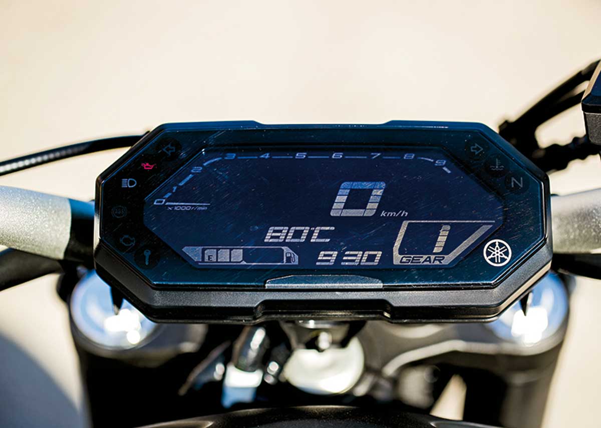 Teste Yamaha MT 07 Polivalência global