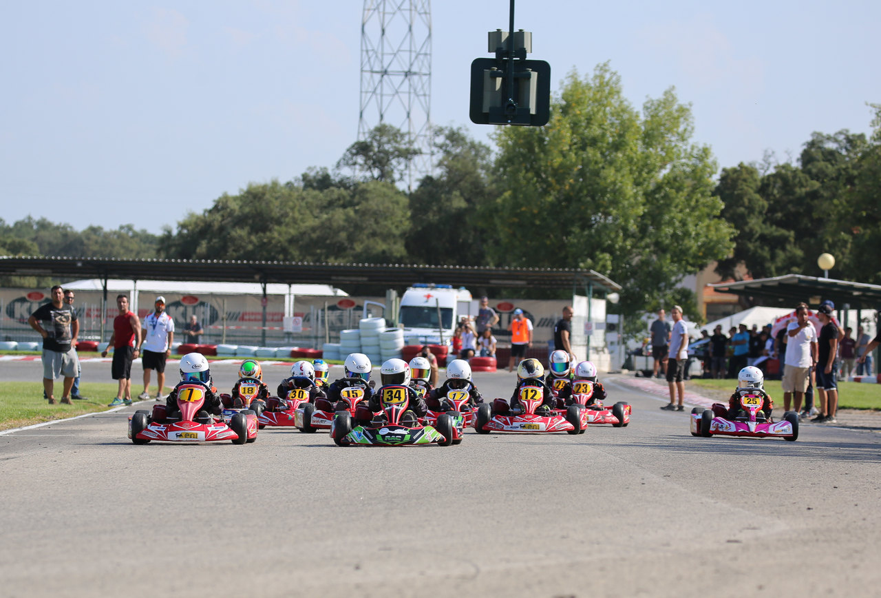 O Kartódromo - Kartódromo Evora - Karting , provas e competições