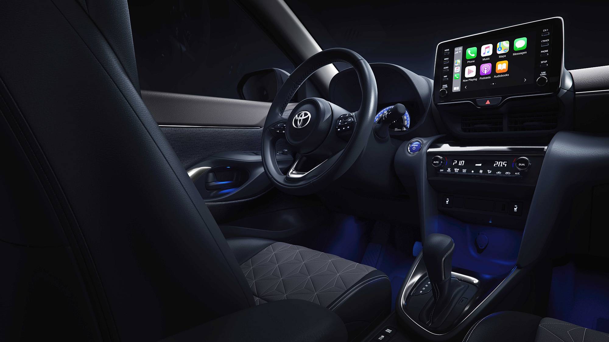 Novo Toyota Yaris Cross Arrojo e eficiência híbrida no Yaris que vai a
