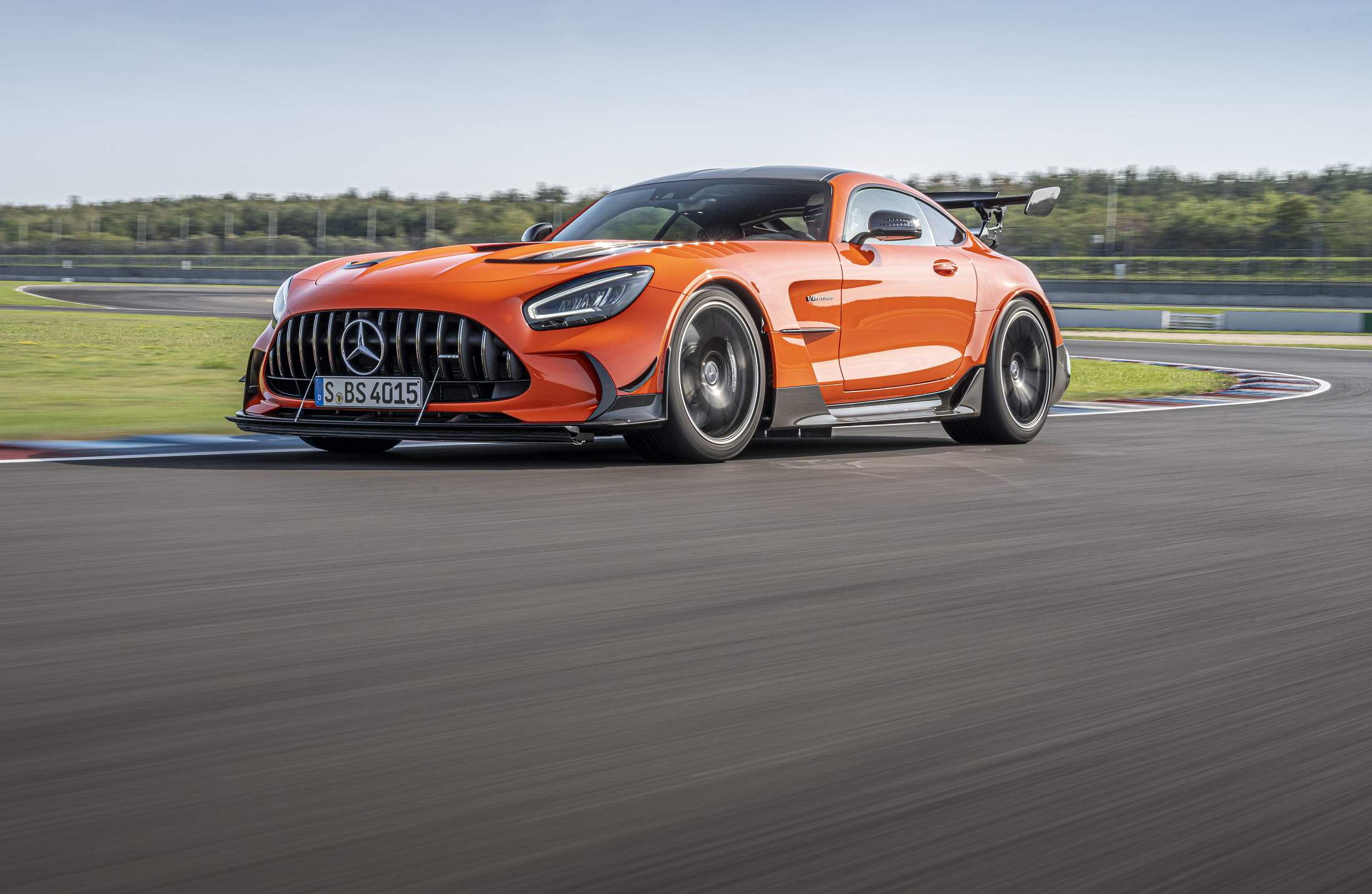 Mercedes-AMG GT Black Series é o automóvel de produção mais rápido em  Nürburgring-Nordschleife