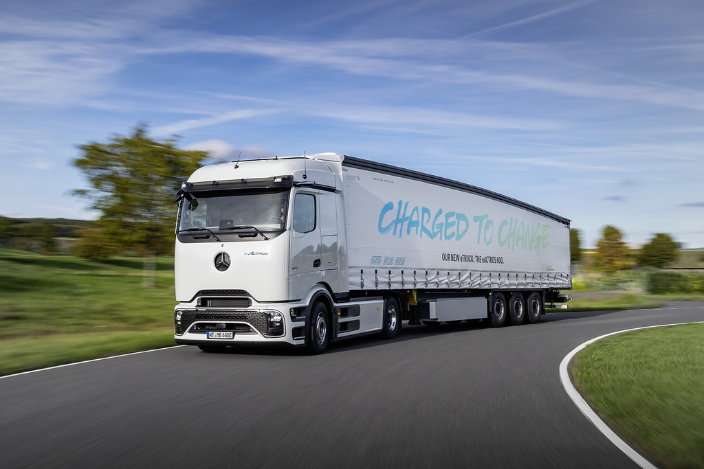 Mercedes-Benz eActros 600, o transporte elétrico de longa distância