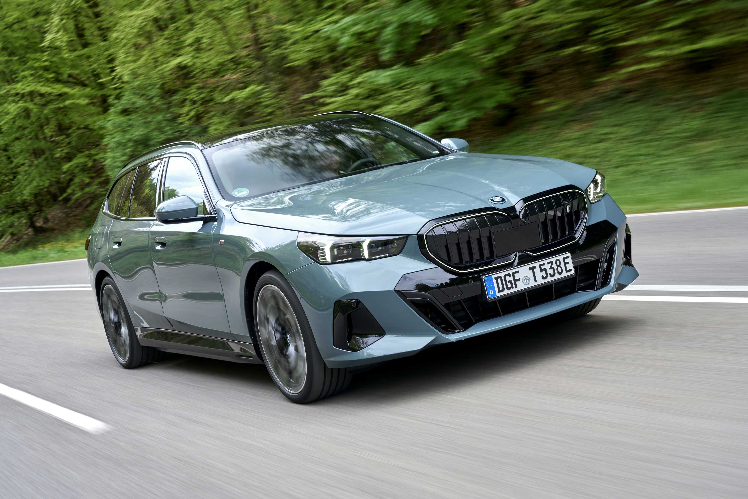 BMW i5Touring: a carrinha familiar irrequieta