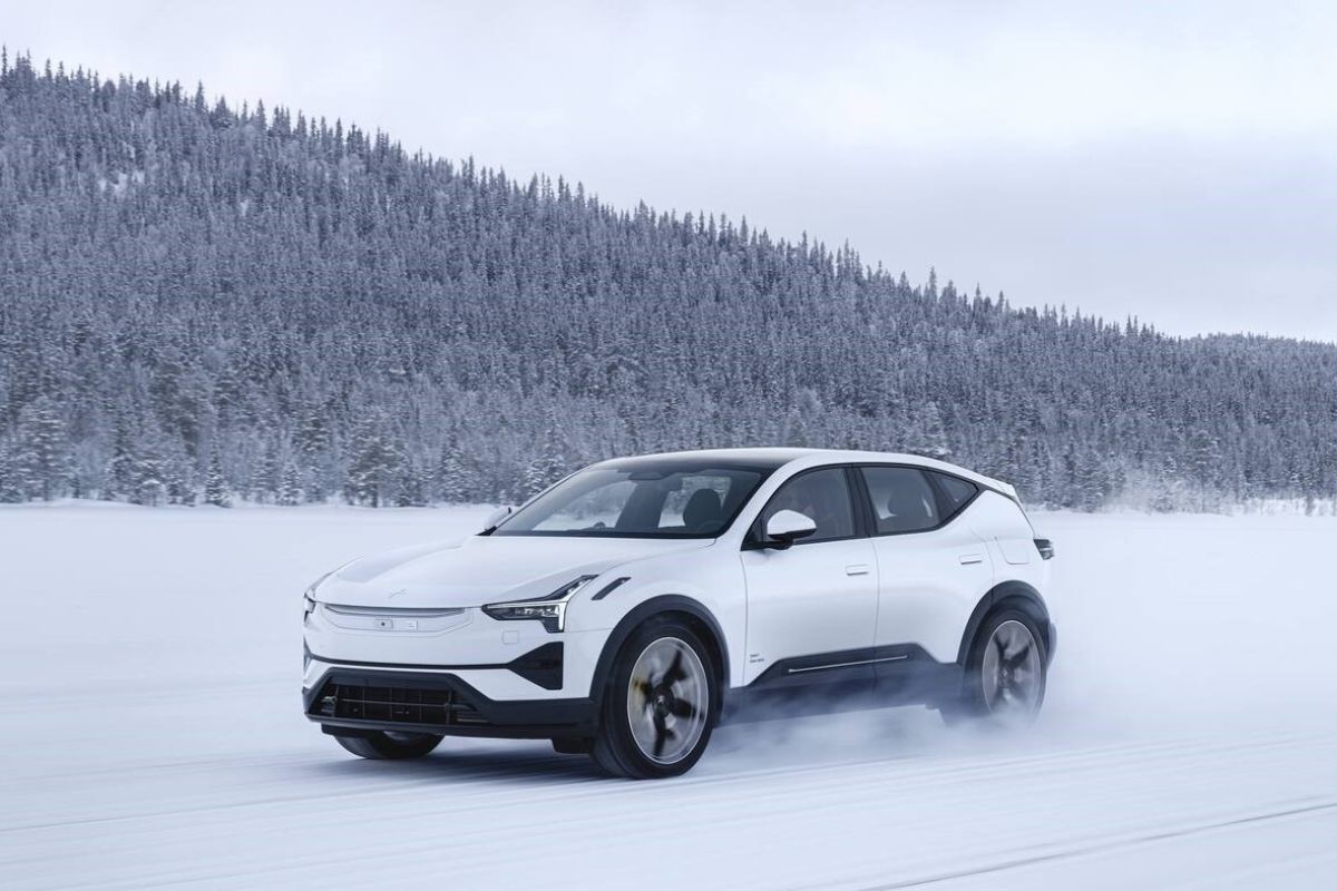 Polestar 3 é o melhor e Model 3 desilude em teste de inverno